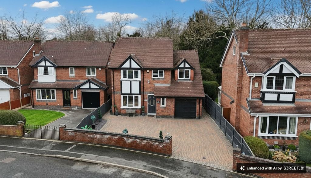 Property photo 1 of 33