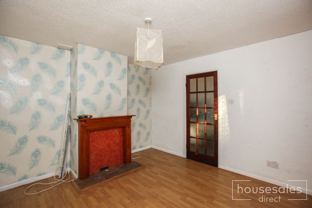 Property photo 3 of 19