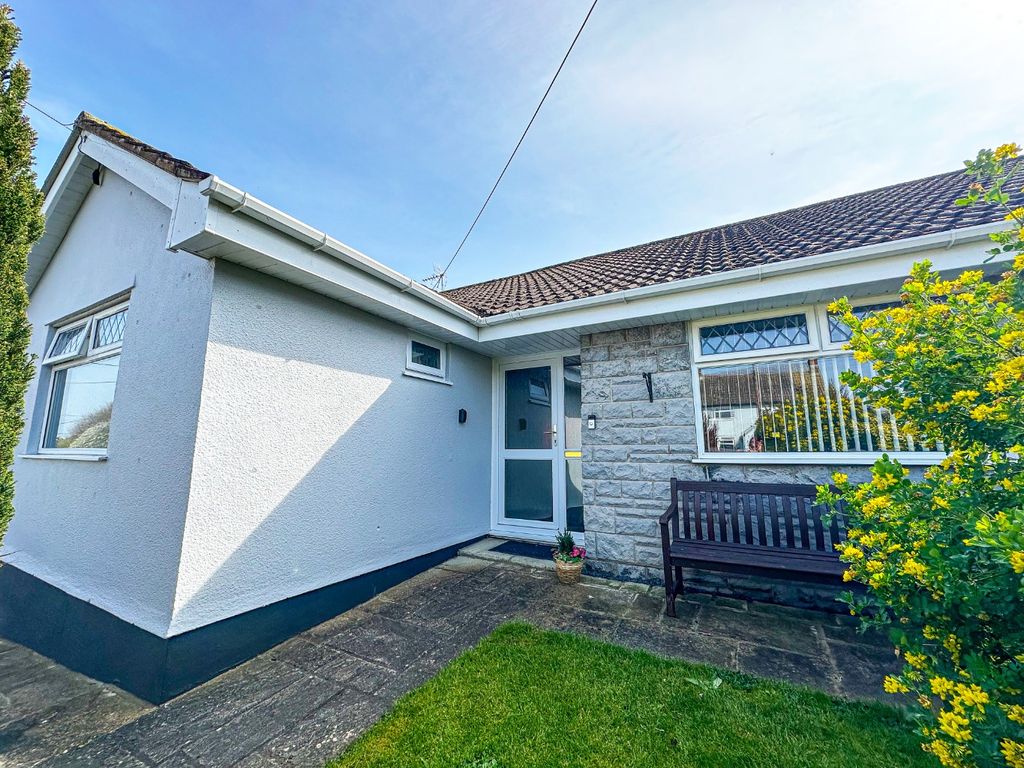 Property photo 2 of 21 4381806