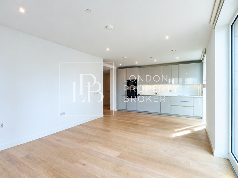 Property photo 1 of 12 Png