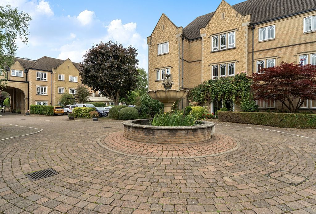 Property photo 1 of 12 1471045-19-6A22B5...