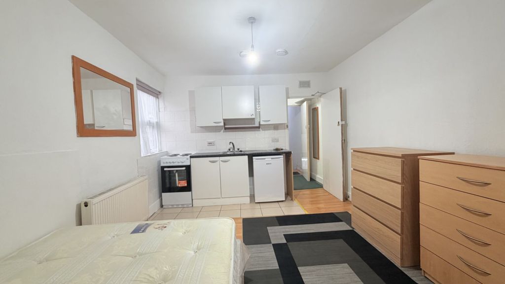 Property photo 3 of 7 Photo 3