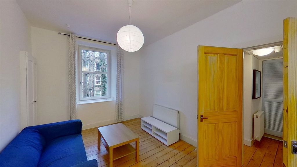Property photo 3 of 12 Picture No. 04