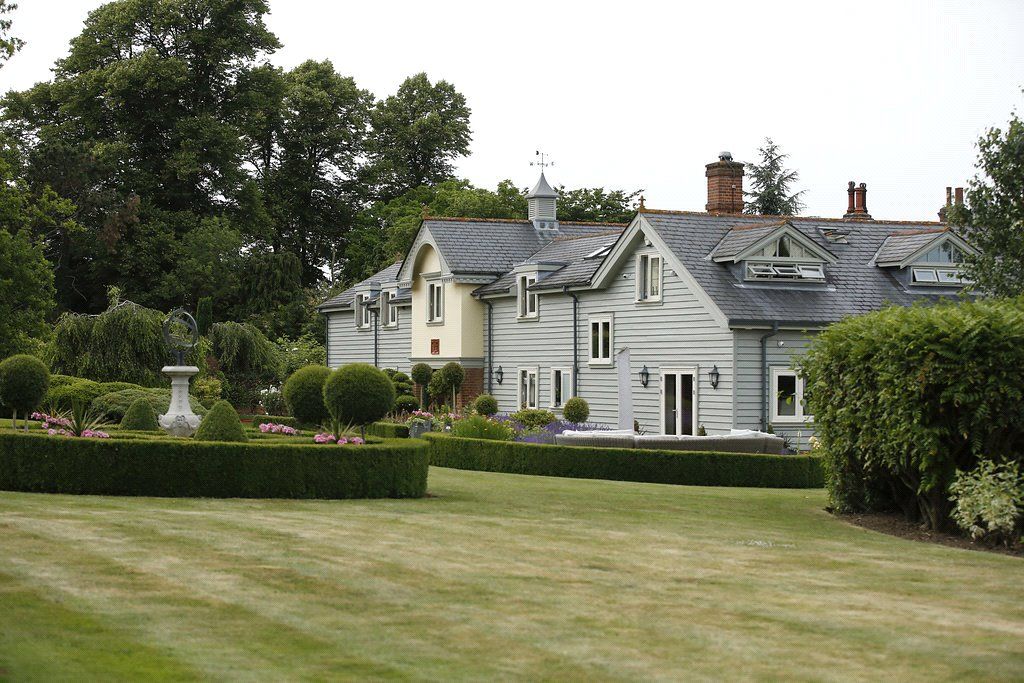 Property photo 1 of 57 Picture No. 27