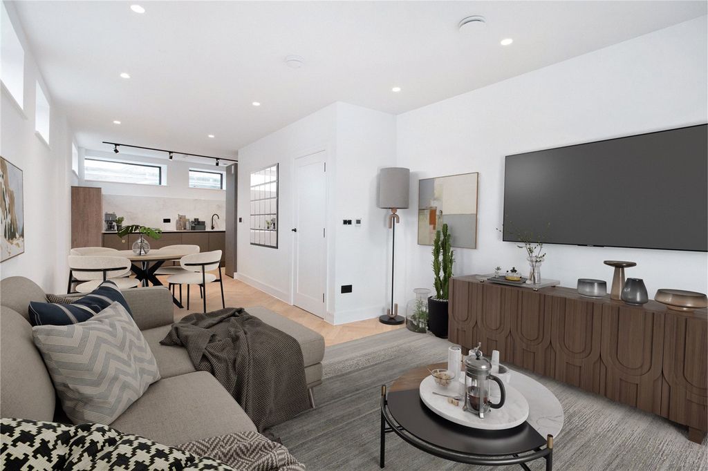 Property photo 1 of 13 Picture No. 18