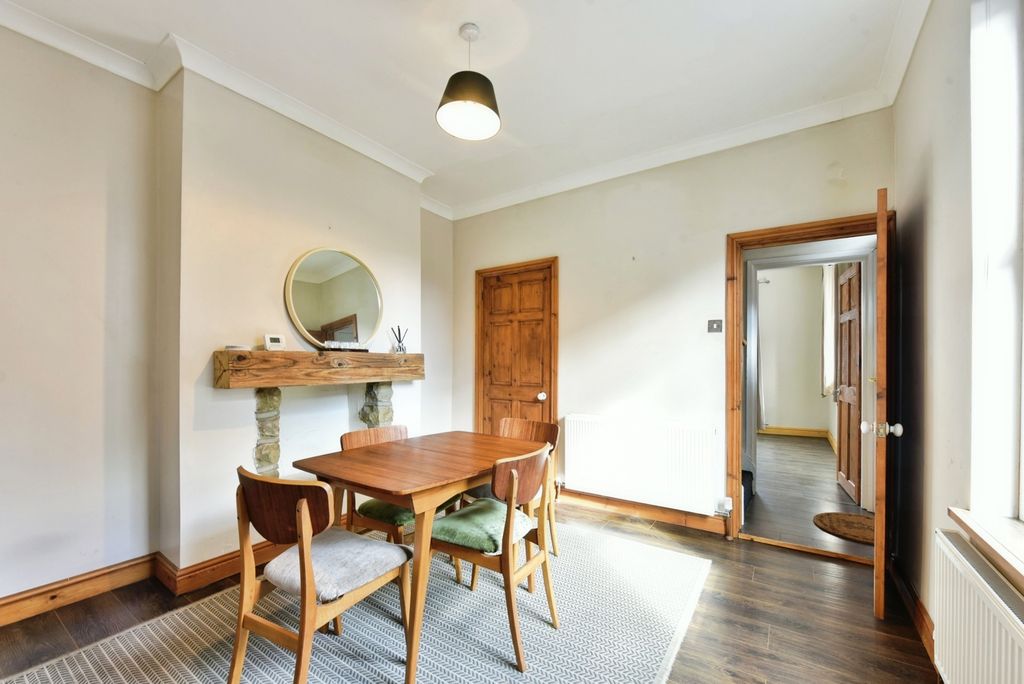Property photo 3 of 14 Pbox-Img.Jpg