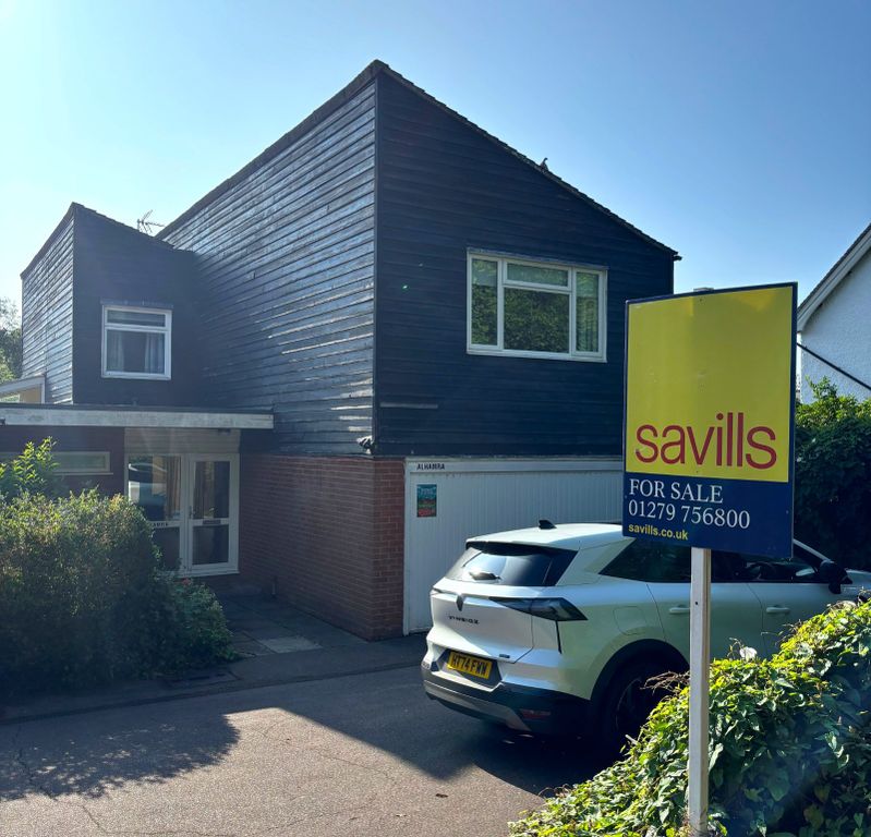 Property photo 1 of 12 Frontage