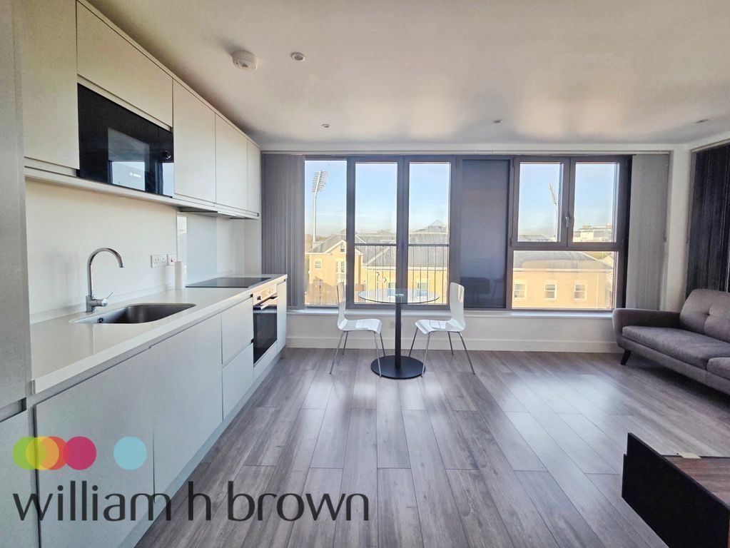 Property photo 2 of 5 Front