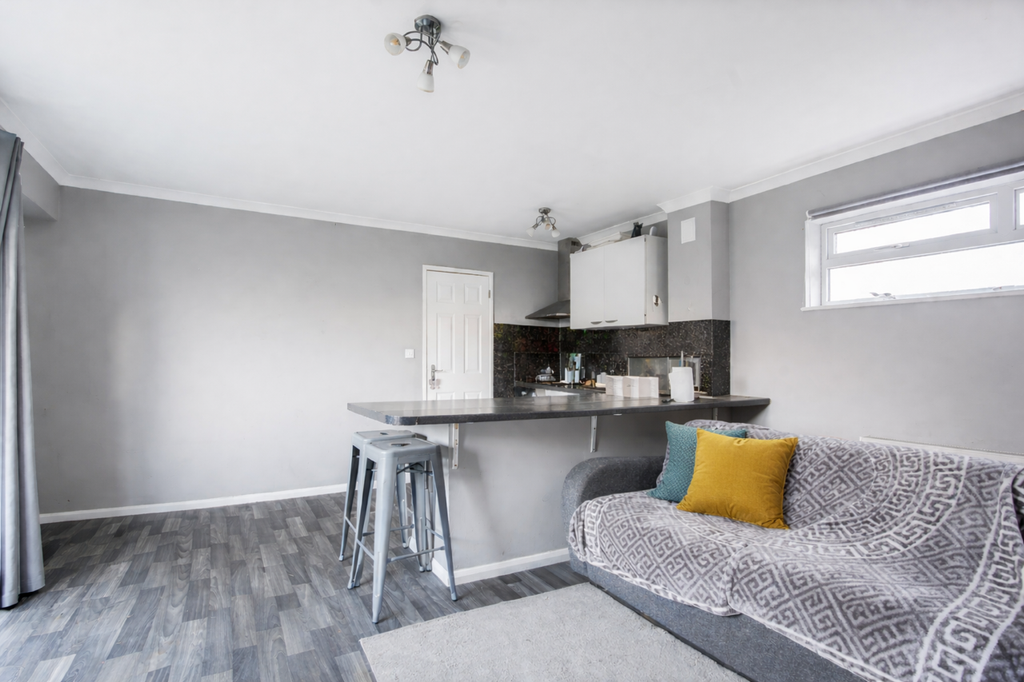 Property photo 3 of 11 Kitchen_Diner_Lounge (3)