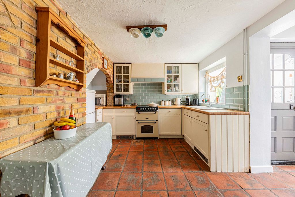 Property photo 3 of 28 Kitchen/Dining Room (1)
