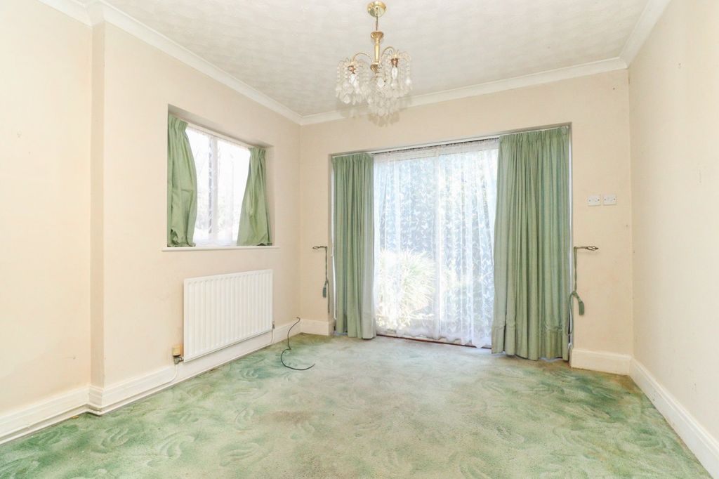 Property photo 3 of 13 Picture 3