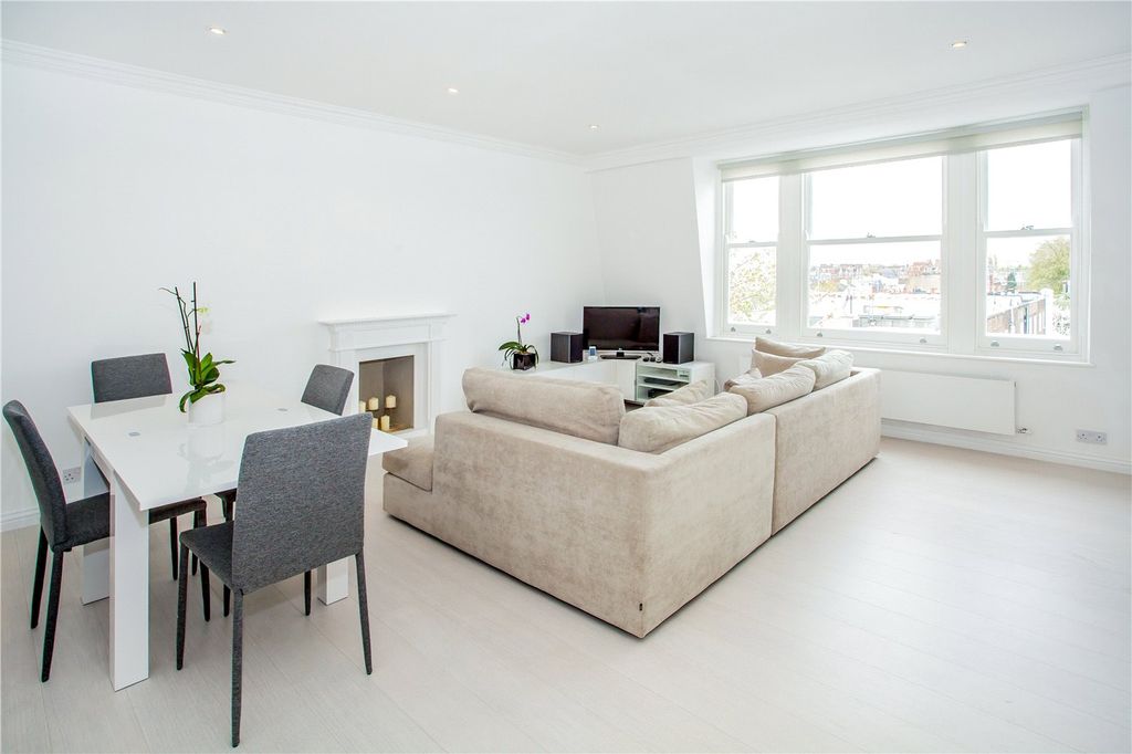 Property photo 3 of 6 Picture No. 07