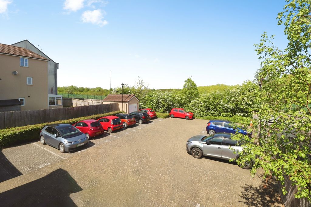 Property photo 2 of 19 Pbox-Img.Jpg