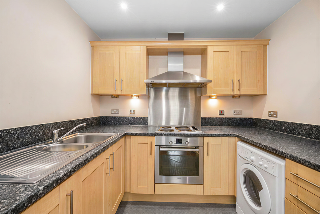 Property photo 2 of 14