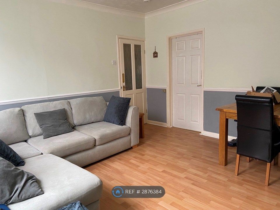 Property photo 2 of 10 Lounge