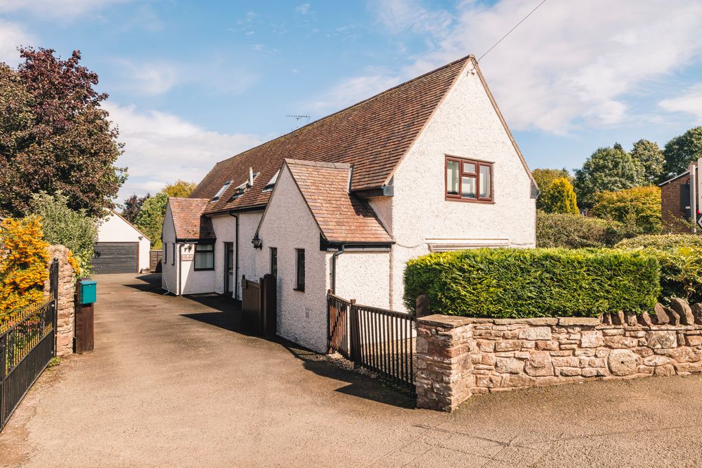 Property photo 2 of 23 Picture No. 21