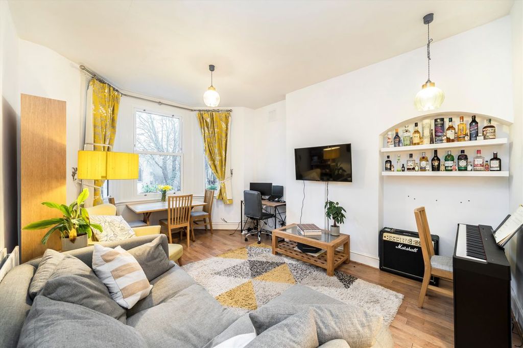 Property photo 2 of 9