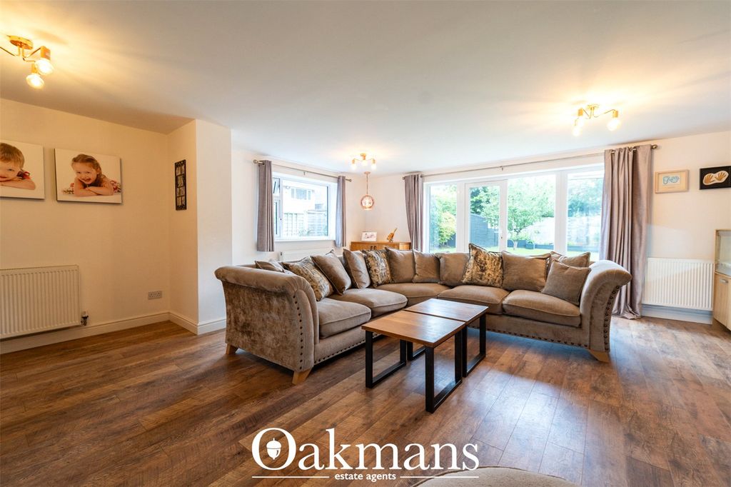 Property photo 2 of 41 Picture No. 33