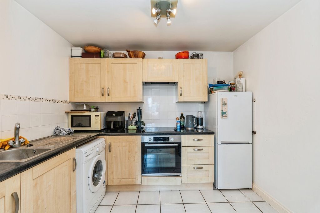 Property photo 2 of 14 Pbox-Img.Jpg