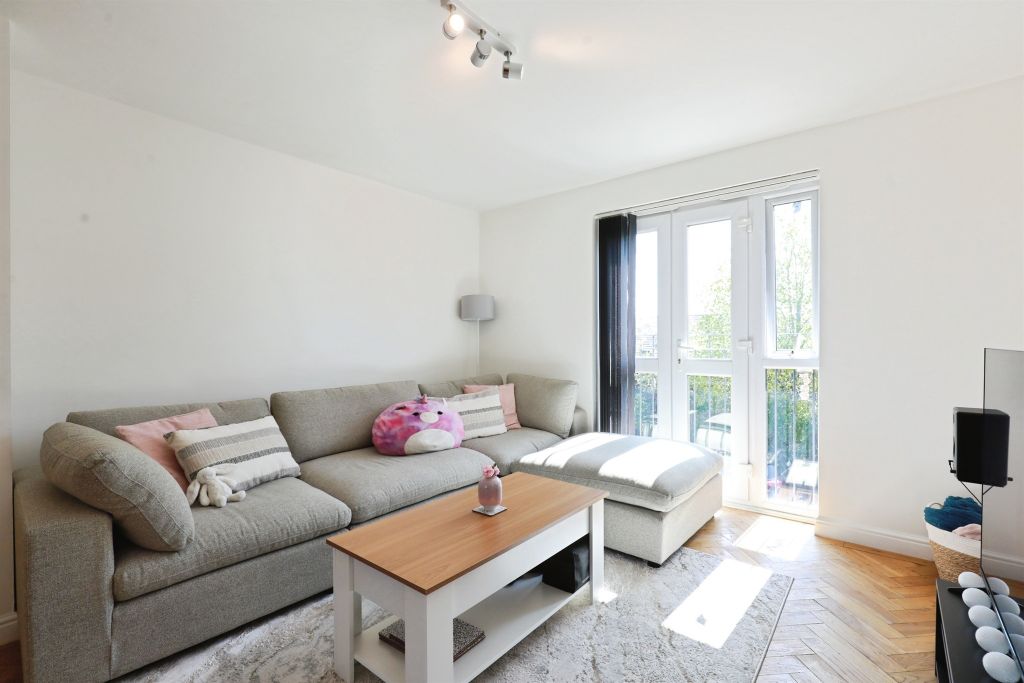 Property photo 3 of 10