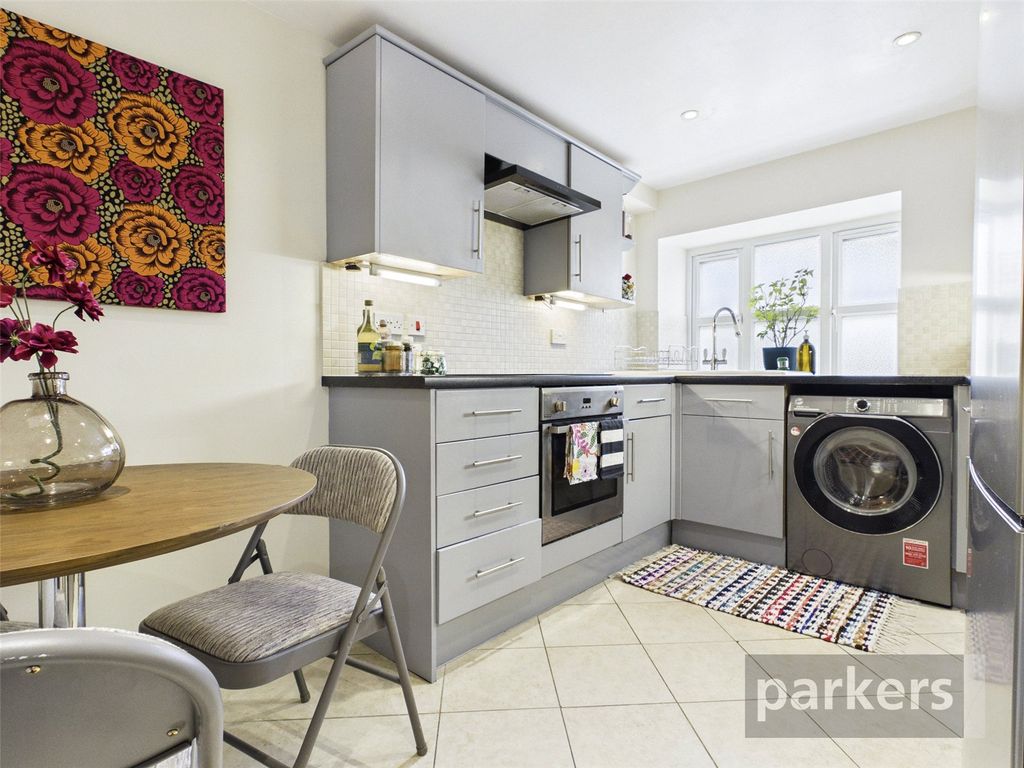 Property photo 2 of 35 Kitchen