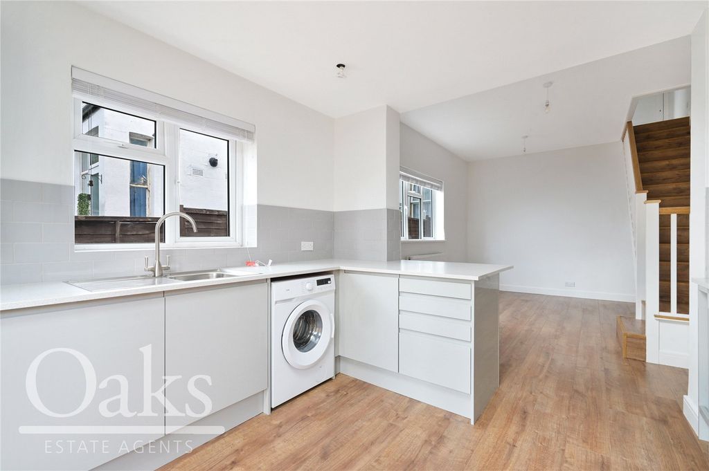 Property photo 2 of 8 Picture No. 06