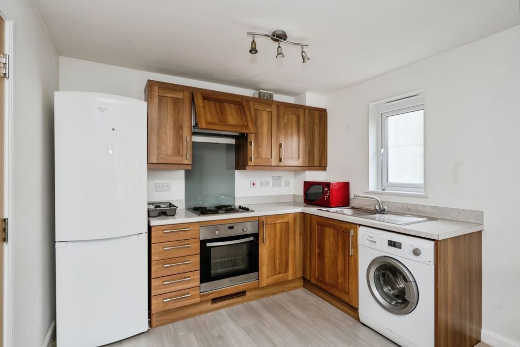 Property photo 3 of 16 Pbox-Img.Jpg