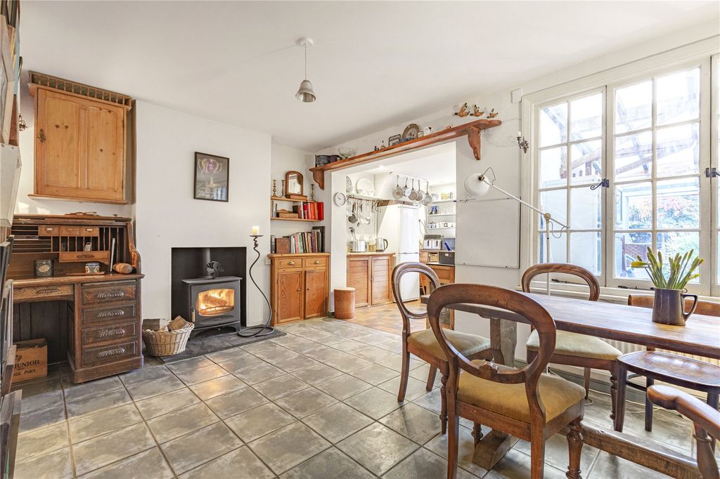 Property photo 3 of 19 Dining/Kitchen