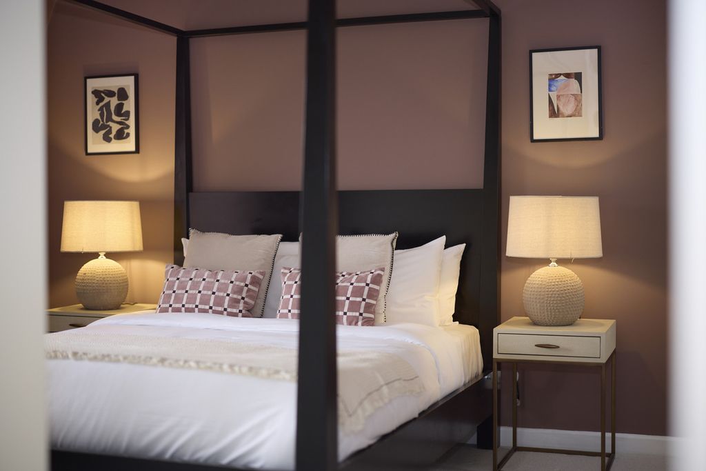 Property photo 2 of 39