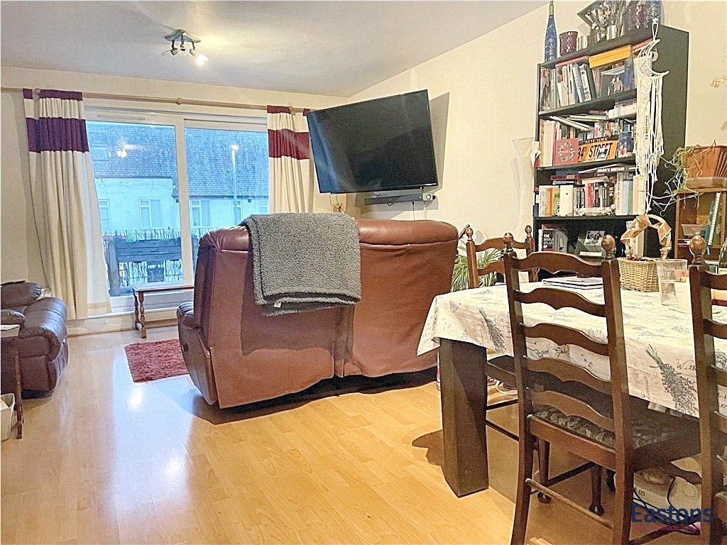 Property photo 2 of 20 Picture No. 29