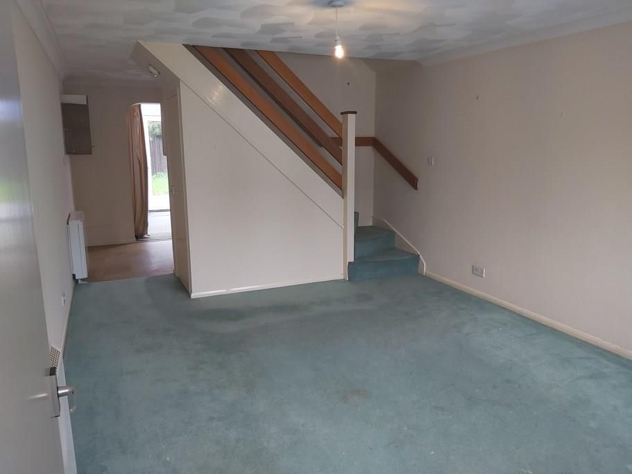 Property photo 3 of 6