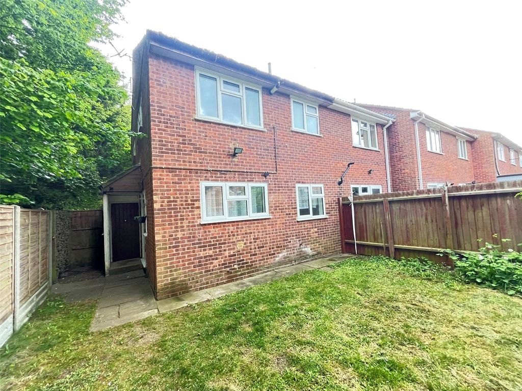 Property photo 1 of 16 Picture No. 18
