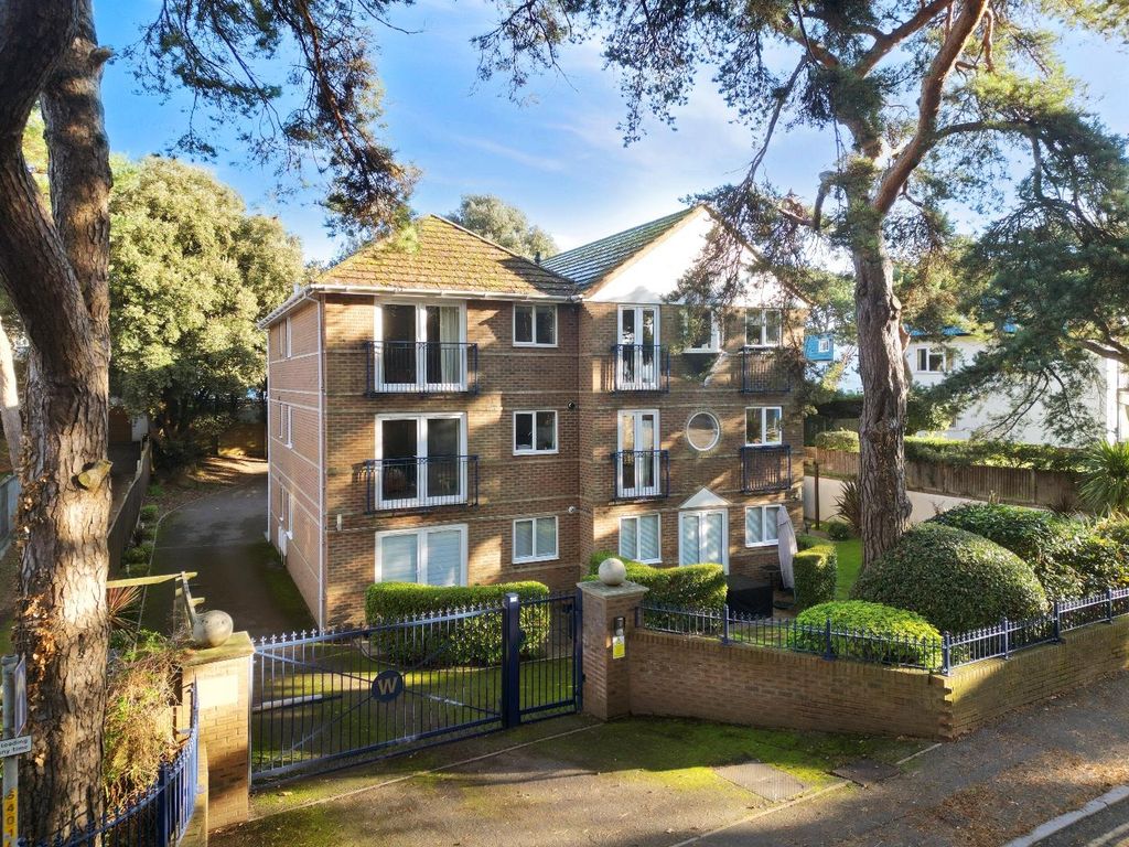 Property photo 3 of 17 Dji_0480.Jpg