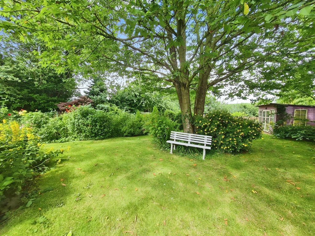 Property photo 3 of 33 49174Ad4-1000046507