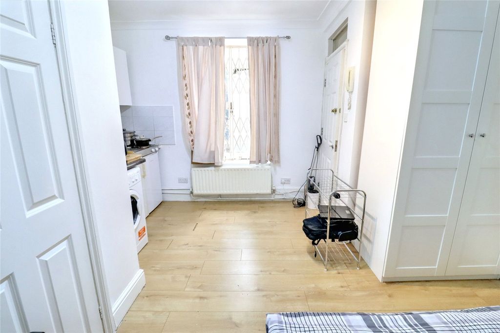 Property photo 2 of 4 Picture No. 02