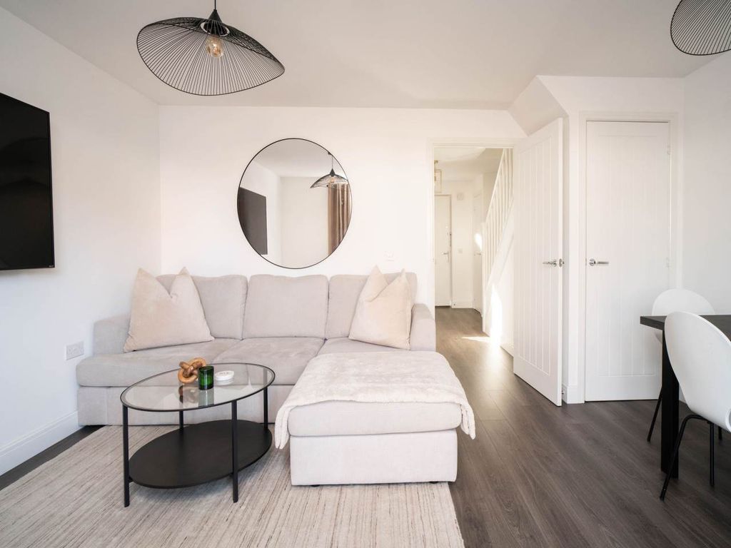 Property photo 3 of 21 Nestmarketing_15Brodieplace_15