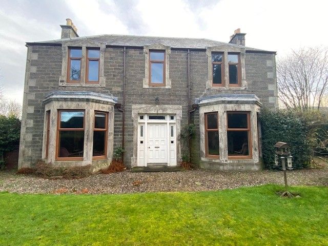 Property photo 1 of 24