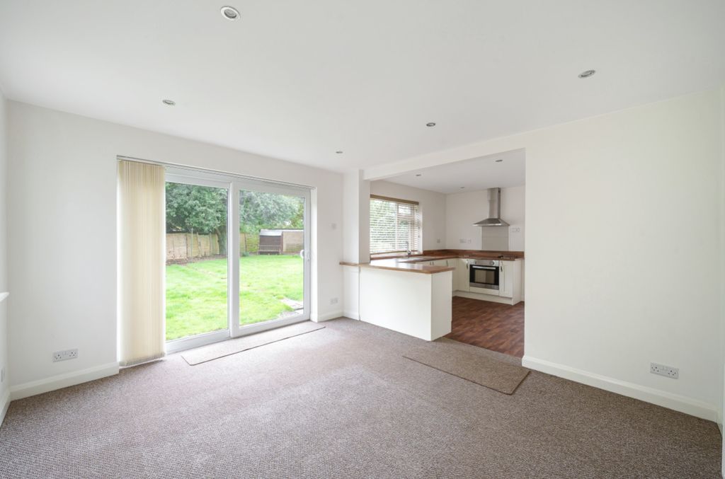 Property photo 3 of 8 Ewemove Wetherby Kitchen Diner