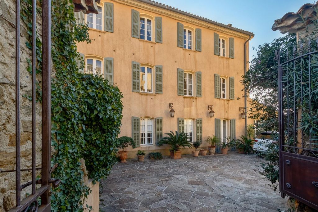 Property photo 1 of 50