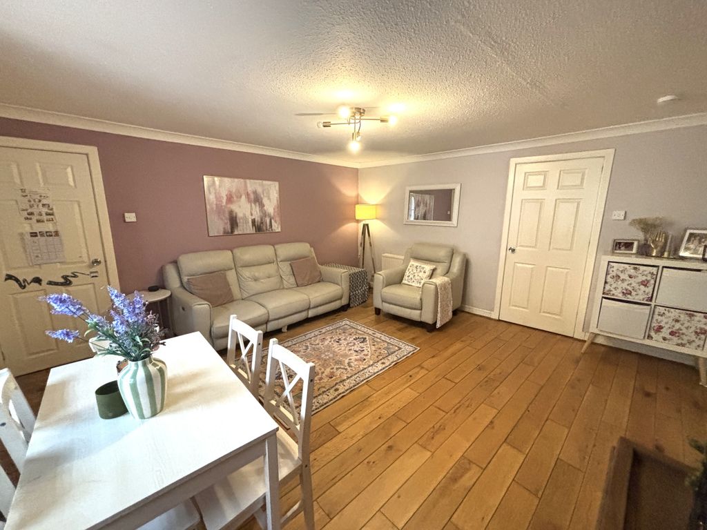 Property photo 3 of 18 3.Jpg