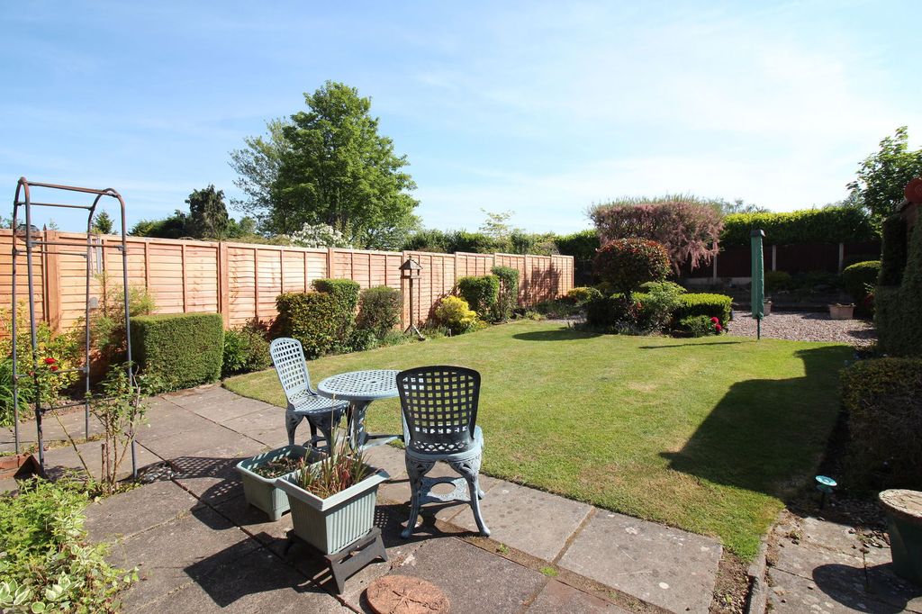 Property photo 2 of 16