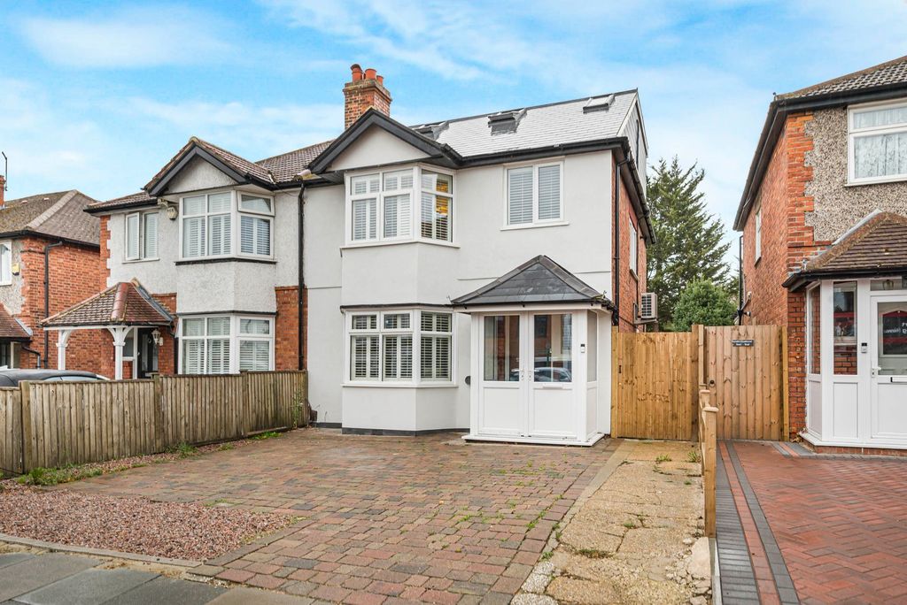 Property photo 1 of 29 Picture No. 24