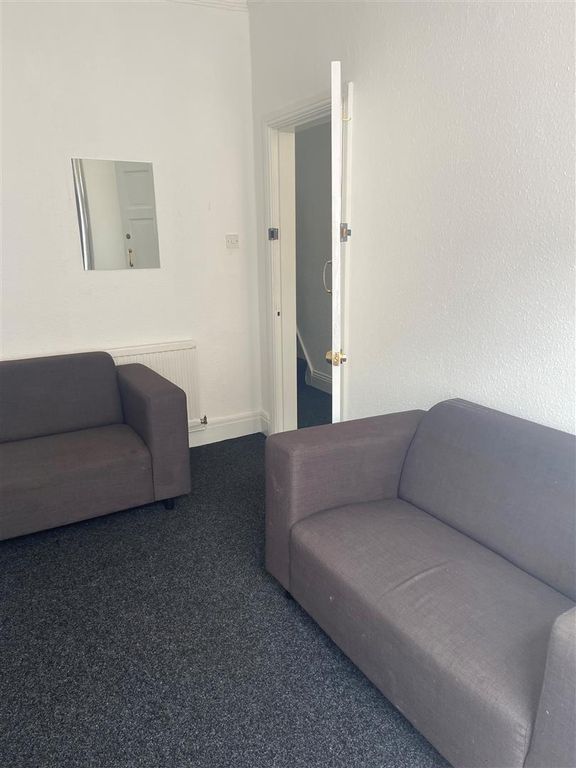 Property photo 1 of 6 Living Room 1.3.Jpg