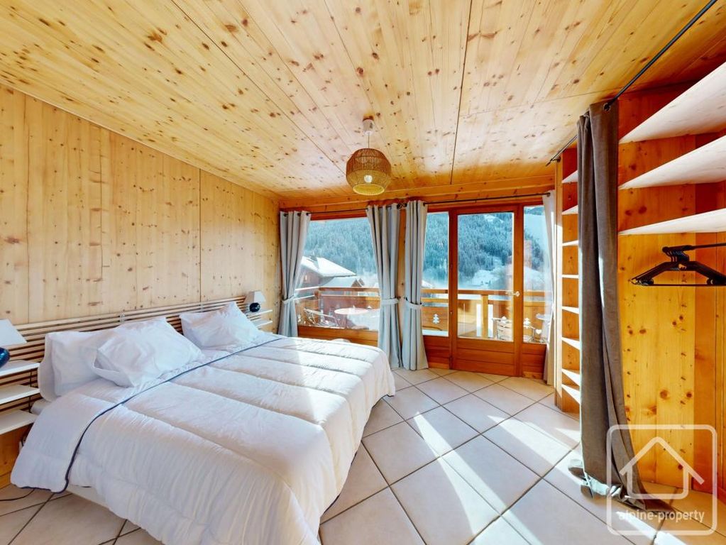 Property photo 2 of 37