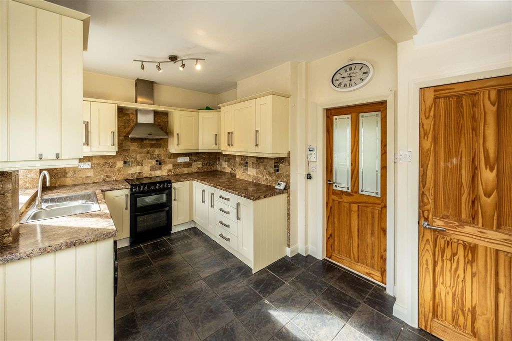 Property photo 2 of 21 1Otahudds-180925-5.Jpg