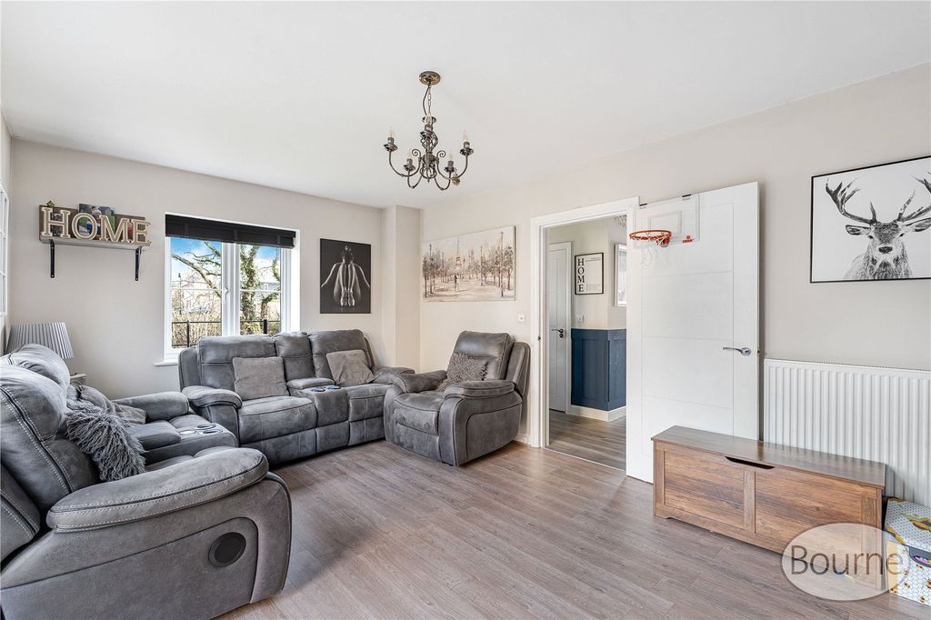 Property photo 2 of 18 Picture No. 07