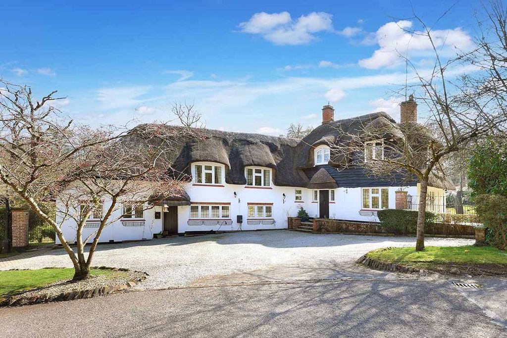 Property photo 1 of 33 Picture No. 04