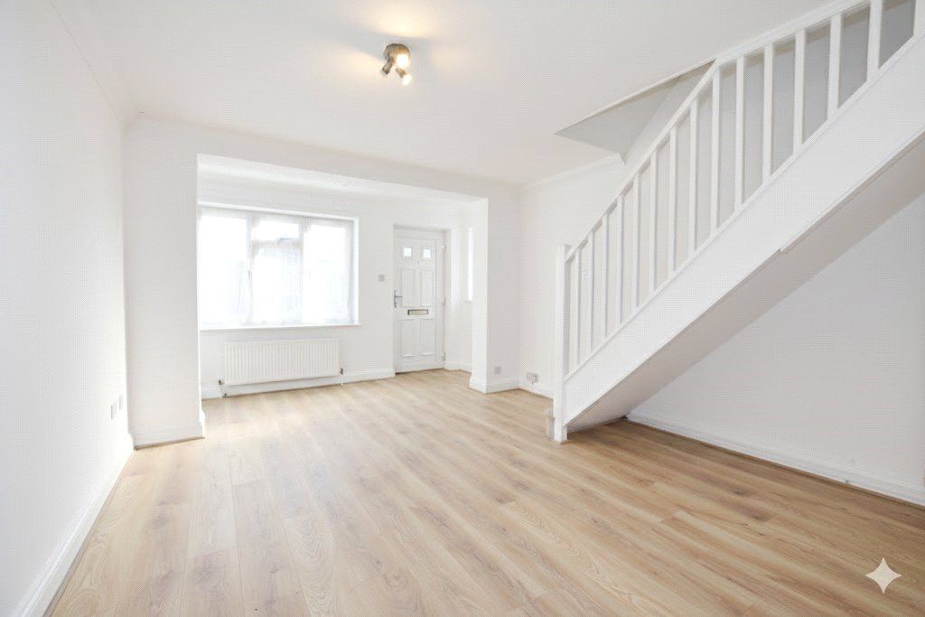 Property photo 3 of 11 Picture No. 44