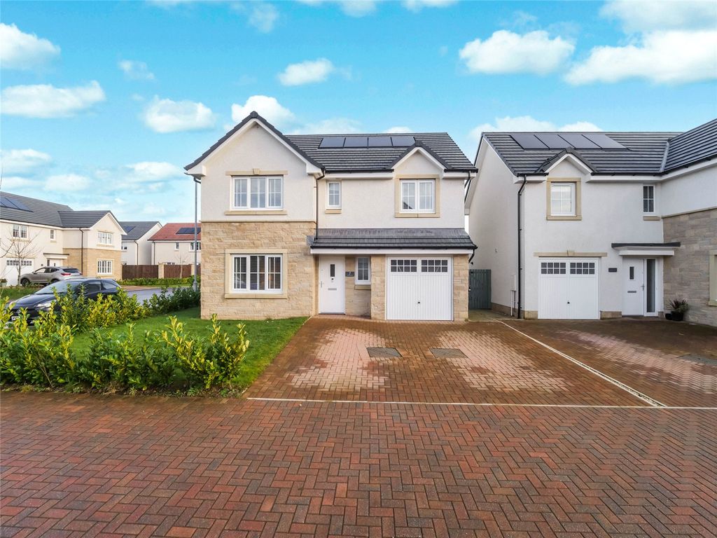 Property photo 1 of 25 Picture No. 23