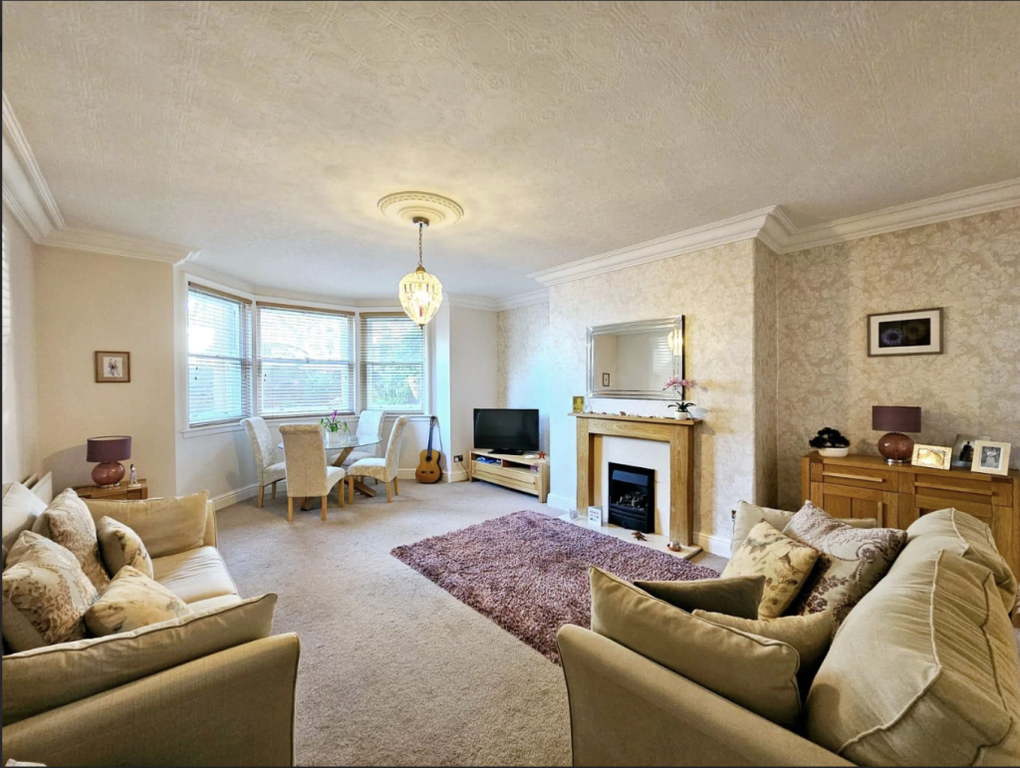 Property photo 2 of 13